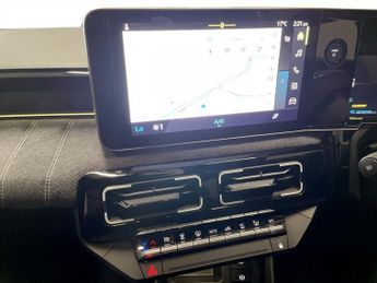 RENAULT 5 E-Tech electric comfort range 52kWh techno+ Hatchback 5dr Electric Auto (150 ps)