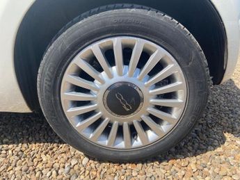 FIAT 500 1.2 Lounge Hatchback 3dr Petrol Manual Euro 5 (s/s) (69 bhp)