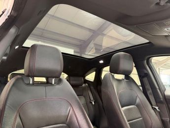 JAGUAR E-PACE 2.0 D150 Chequered Flag SUV 5dr Diesel Auto AWD Euro 6 (s/s) (15