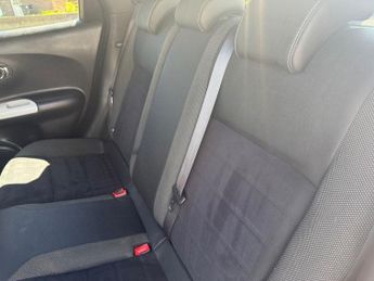 NISSAN JUKE 1.6 N-Connecta SUV 5dr Petrol XTRON Euro 6 (117 ps)