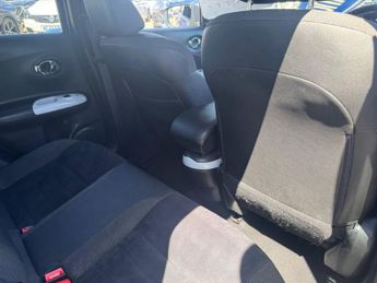 NISSAN JUKE 1.6 N-Connecta SUV 5dr Petrol XTRON Euro 6 (117 ps)