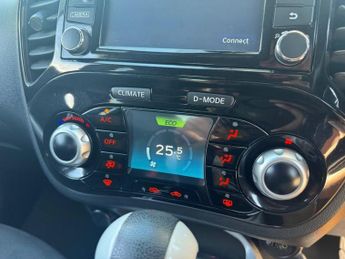 NISSAN JUKE 1.6 N-Connecta SUV 5dr Petrol XTRON Euro 6 (117 ps)