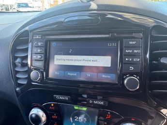 NISSAN JUKE 1.6 N-Connecta SUV 5dr Petrol XTRON Euro 6 (117 ps)