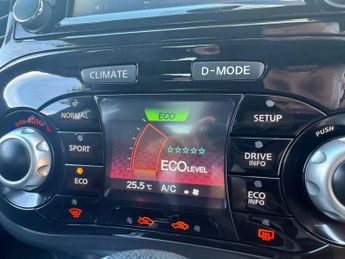 NISSAN JUKE 1.6 N-Connecta SUV 5dr Petrol XTRON Euro 6 (117 ps)