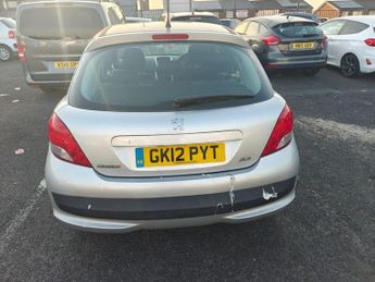 PEUGEOT 207 1.6 HDi Active Hatchback 5dr Diesel Manual Euro 5 (92 ps)