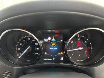 JAGUAR F-PACE 2.0 D180 R-Sport SUV 5dr Diesel Auto AWD Euro 6 (s/s) (180 ps)