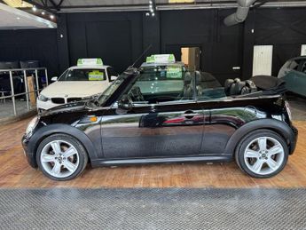 MINI CONVERTIBLE 1.6 Cooper Convertible 2dr Petrol Auto Euro 4 (120 ps)