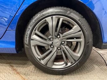 HONDA CIVIC 1.0 VTEC Turbo SR Hatchback 5dr Petrol CVT Euro 6 (s/s) (126 ps)