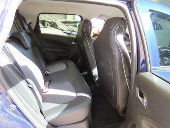 RENAULT ZOE R135 EV50 52kWh Techno Hatchback 5dr Electric Auto (134 bhp)