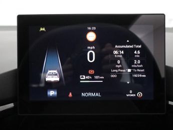 MG MG 4 64kWh SE Long Range Hatchback 5dr Electric Auto (203 ps)