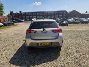 TOYOTA AURIS 1.8 VVT-h Excel Hatchback 5dr Petrol Hybrid CVT Euro 5 (s/s) (13