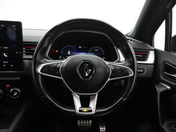RENAULT CAPTUR 1.6 E-TECH 9.8kWh RS Line SUV 5dr Petrol Plug-in Hybrid Auto Eur