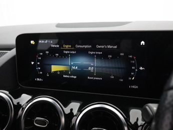MERCEDES-BENZ GLA CLASS 2.0 GLA250 AMG Line (Executive) SUV 5dr Petrol 8G-DCT Euro 6 (s/