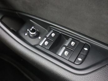 AUDI A4 AVANT 1.4 TFSI S line Estate 5dr Petrol Manual Euro 6 (s/s) (150 ps)