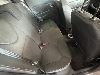 RENAULT CLIO 0.9 TCe Dynamique Nav Hatchback 5dr Petrol Manual Euro 6 (s/s) (