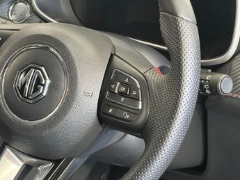 MG MG ZS 1.0 T-GDI Exclusive SUV 5dr Petrol Auto Euro 6 (111 ps)