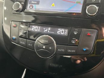 NISSAN PULSAR 1.2 DIG-T N-Connecta Hatchback 5dr Petrol Manual Euro 6 (s/s) (1