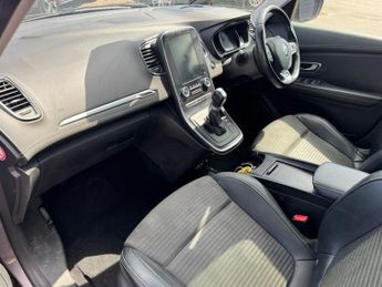 RENAULT GRAND SCENIC 1.5 dCi Dynamique S Nav MPV 5dr Diesel EDC Euro 6 (s/s) 
