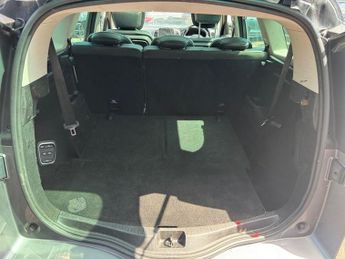 RENAULT GRAND SCENIC 1.5 dCi Dynamique S Nav MPV 5dr Diesel EDC Euro 6 (s/s) 