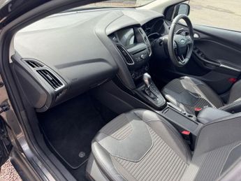 FORD FOCUS 1.0T EcoBoost Titanium X Hatchback 5dr Auto 