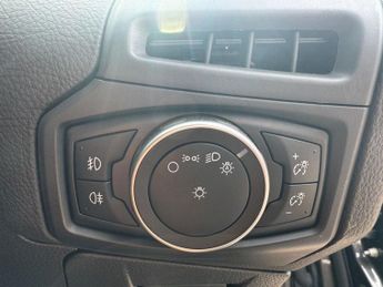 FORD FOCUS 1.0T EcoBoost Titanium X Hatchback 5dr Auto 