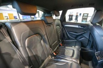 AUDI Q5 2.0 TDI S line Plus SUV 5dr Diesel S Tronic quattro Euro 6 (s/s)