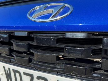 HYUNDAI BAYON 1.0 T-GDi MHEV Premium SUV 5dr Petrol Hybrid DCT Euro 6 (s/s) (1