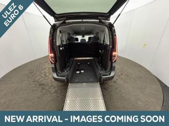 Volkswagen Caddy 5 Seat Petrol Auto Wheelchair Accessible Disabled Access Vehicle