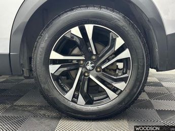 PEUGEOT E-2008 50kWh GT SUV 5dr Electric Auto (136 ps)