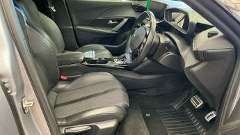 PEUGEOT E-2008 50kWh GT SUV 5dr Electric Auto (136 ps)