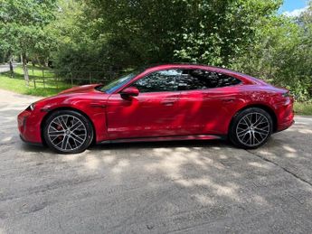PORSCHE TAYCAN Performance Plus 93.4kWh 4S Saloon 4dr Electric Auto 4WD (11kW C