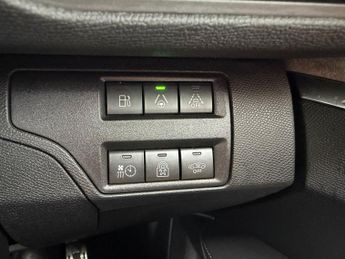 PEUGEOT 3008 1.6 13.2kWh GT SUV 5dr Petrol Plug-in Hybrid Auto 