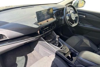 NISSAN QASHQAI 1.3 DIG-T MHEV N-Connecta SUV 5dr Petrol Hybrid Manual Euro 6 (s