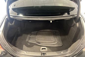 MERCEDES-BENZ E-CLASS 2.0 E200h MHEV AMG Line Saloon 4dr Petrol Hybrid G-Tronic+ Euro 