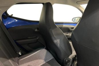 TOYOTA AYGO 1.0 VVT-i x-clusiv Hatchback 5dr Petrol x-shift Euro 6 (71 ps) R