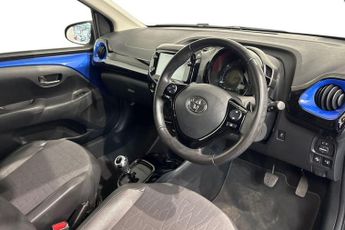 TOYOTA AYGO 1.0 VVT-i x-clusiv Hatchback 5dr Petrol x-shift Euro 6 (71 ps) R