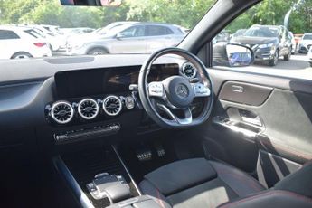 MERCEDES-BENZ GLA 1.3 GLA200 AMG Line (Premium Plus) SUV 5dr Petrol 7G-DCT Euro 6 