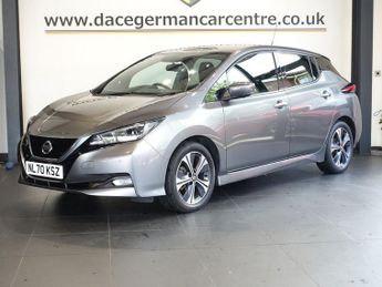 NISSAN LEAF 40kWh N-Connecta Hatchback 5dr Electric Auto (150 ps)
