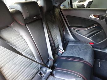 MERCEDES-BENZ CLA 2.1 CLA220d AMG Sport Coupe 4dr Diesel 7G-DCT Euro 6 (s/s) (177 