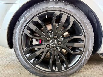 LAND ROVER RANGE ROVER SPORT 3.0 SD V6 Autobiography Dynamic SUV 5dr Diesel Auto 4WD Euro 6 (