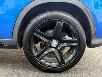 MERCEDES-BENZ GLA GLA200 AMG LINE PREMIUM PLUS 5d  AUTO  136 BHP