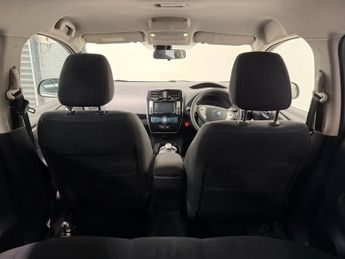 NISSAN LEAF 30kWh Acenta Hatchback 5dr Electric Auto (109 bhp)