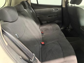 NISSAN LEAF 30kWh Acenta Hatchback 5dr Electric Auto (109 bhp)