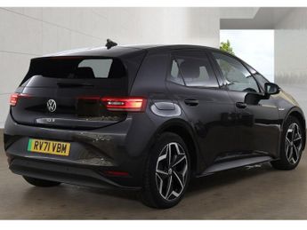 VOLKSWAGEN ID.3 Pro S 77kWh Tour Hatchback 5dr Electric Auto (204 ps)