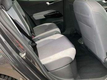 VOLKSWAGEN ID.3 Pro S 77kWh Tour Hatchback 5dr Electric Auto (204 ps)
