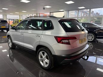 SKODA KAROQ 2.0 TDI SE SUV 5dr Diesel DSG 4WD Euro 6 (s/s) (150 ps)