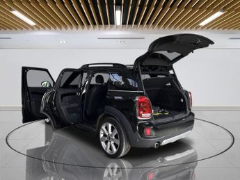 MINI COUNTRYMAN 1.5 7.6kWh Cooper SE Exclusive SUV 5dr Petrol Plug-in Hybrid Aut