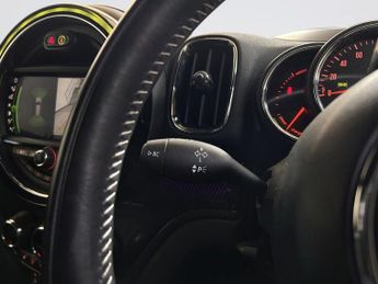 MINI COUNTRYMAN 1.5 7.6kWh Cooper SE Exclusive SUV 5dr Petrol Plug-in Hybrid Aut