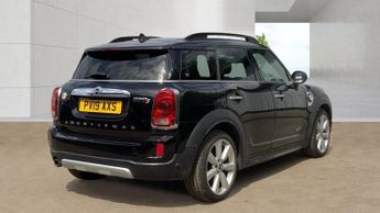 MINI COUNTRYMAN 1.5 7.6kWh Cooper SE Exclusive SUV 5dr Petrol Plug-in Hybrid Aut
