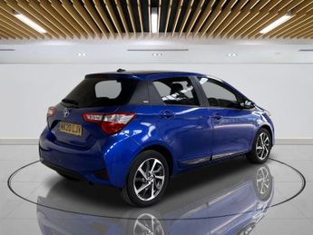 TOYOTA YARIS 1.5 VVT-i Y20 Bi-tone Hatchback 5dr Petrol CVT Euro 6 (111 ps)